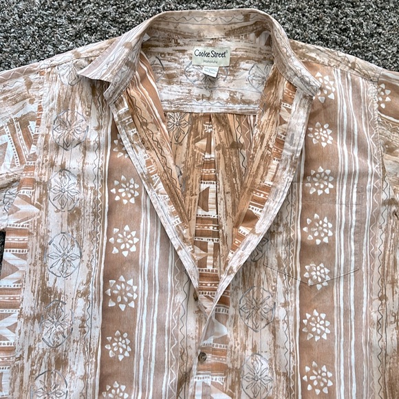 Cooke Street Honolulu Vintage Cream Button Down Beach Hawaiian Shirt, Size Large - Picture 10 of 12